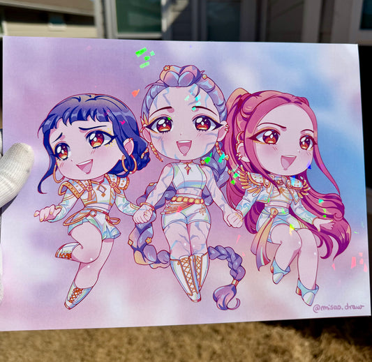 Huntrix White outfits holographic print